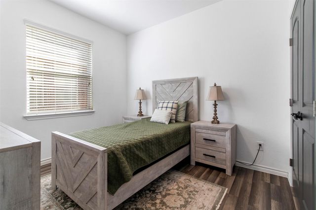 8331 Quiet Bay Drive, Baytown, TX 77523