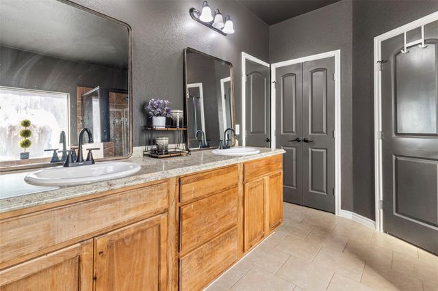 8331 Quiet Bay Drive, Baytown, TX 77523