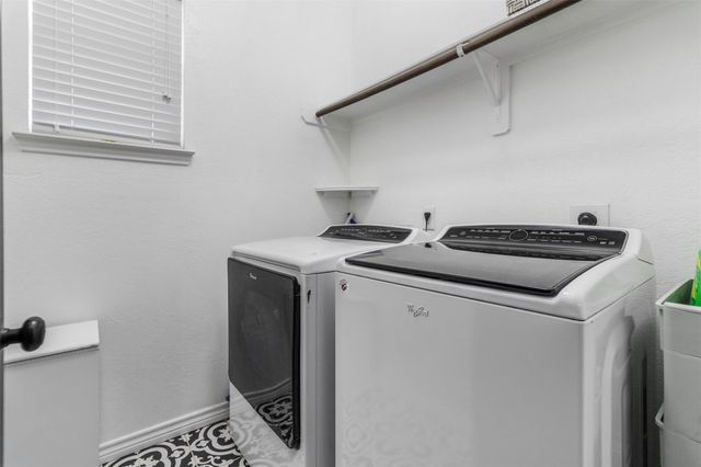 8331 Quiet Bay Drive, Baytown, TX 77523