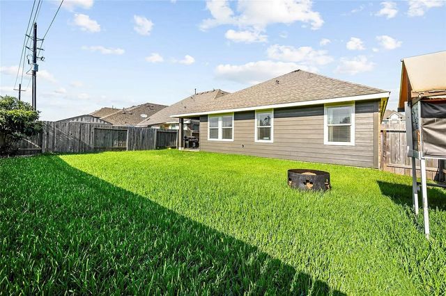 8331 Quiet Bay Drive, Baytown, TX 77523