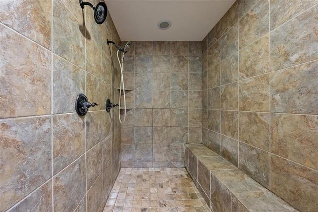 12542 Walnut Court, Kansas City, MO 64145