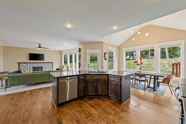 12542 Walnut Court, Kansas City, MO 64145