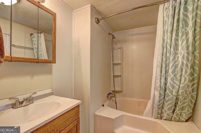 218 Helen Road, Covington, GA 30016