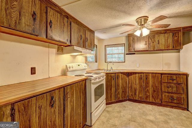 218 Helen Road, Covington, GA 30016
