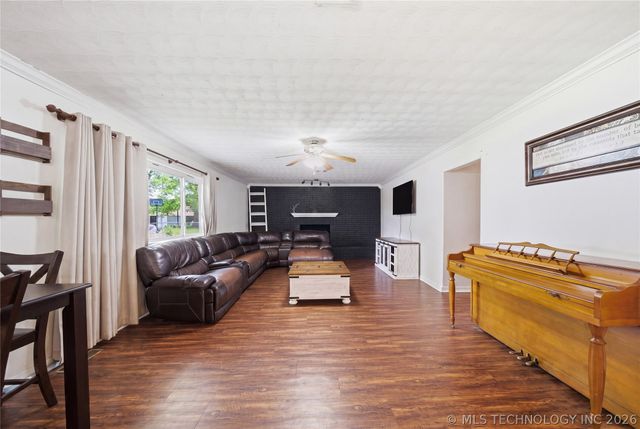 1309 E 13th Street, Okmulgee, OK 74447