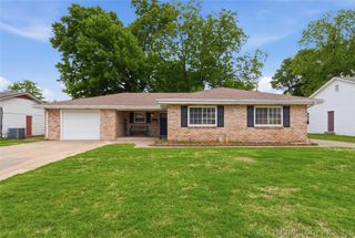 1309 E 13th Street, Okmulgee, OK 74447