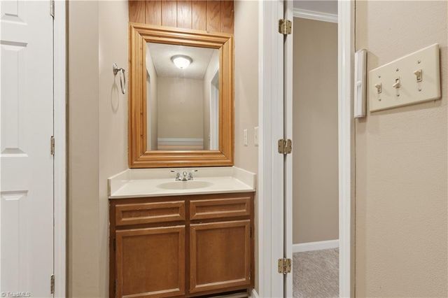 5354 Larch Court, Winston-salem, NC 27104