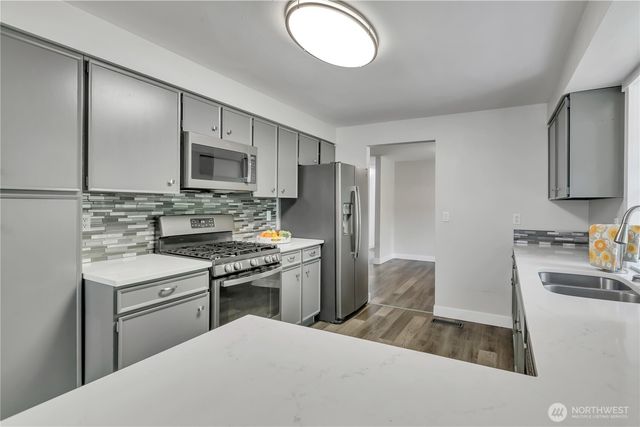 9101 114th Street Ct SW, Lakewood, WA 98498