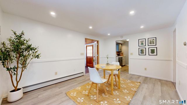 5 Williamsburg Road, Marlborough, CT 06447