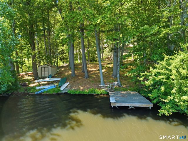 100 Old Dike Road, Trumbull, CT 06611