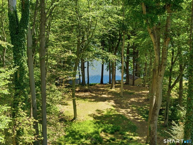 100 Old Dike Road, Trumbull, CT 06611