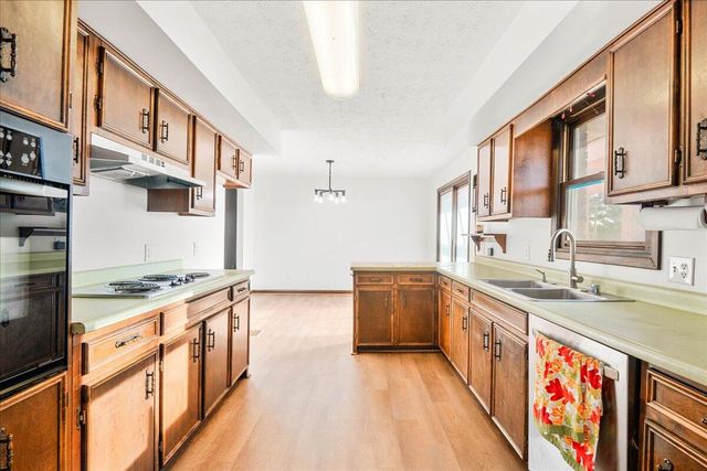 37 Cardinal Hill Lane, London, KY 40744