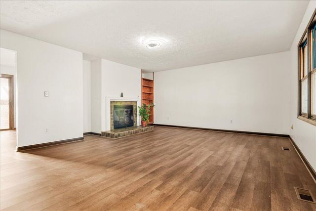 37 Cardinal Hill Lane, London, KY 40744