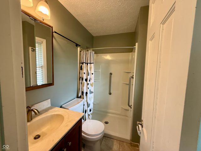 3993 Cedar Lane, Greenwood, IN 46143