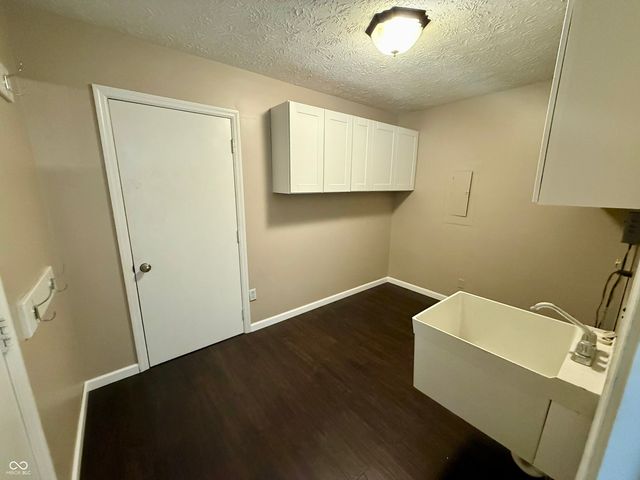 3993 Cedar Lane, Greenwood, IN 46143