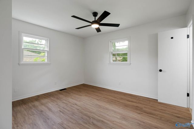 1930 Rosalie Ridge Drive NE, Huntsville, AL 35811