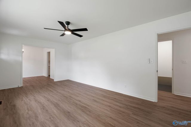 1930 Rosalie Ridge Drive NE, Huntsville, AL 35811