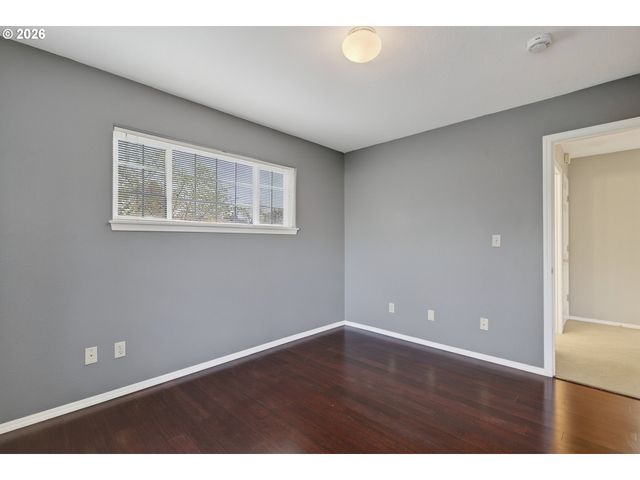 13617 Ne GLENDOVEER Ct, Portland, OR 97230