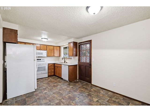 4567 LIBERTY St, Eugene, OR 97402