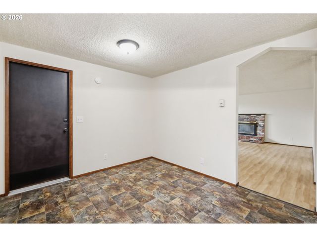 4567 LIBERTY St, Eugene, OR 97402