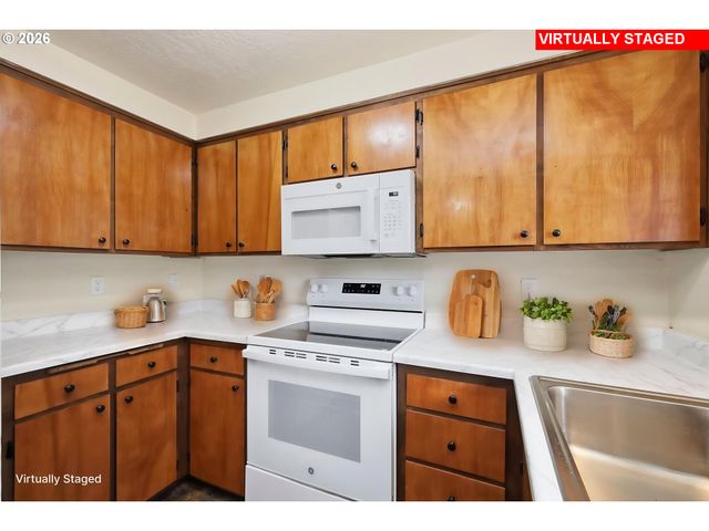 4567 LIBERTY St, Eugene, OR 97402