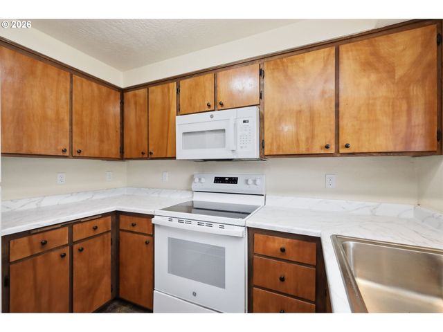 4567 LIBERTY St, Eugene, OR 97402