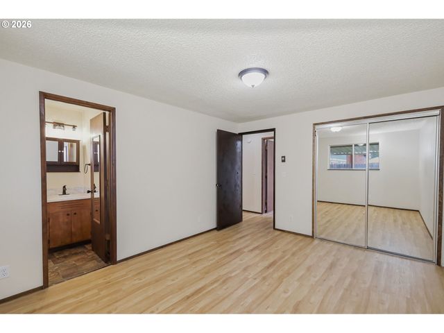 4567 LIBERTY St, Eugene, OR 97402