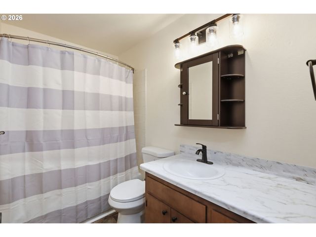 4567 LIBERTY St, Eugene, OR 97402