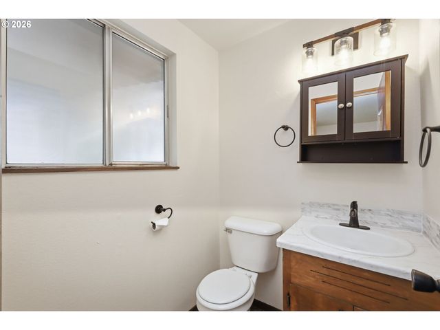 4567 LIBERTY St, Eugene, OR 97402