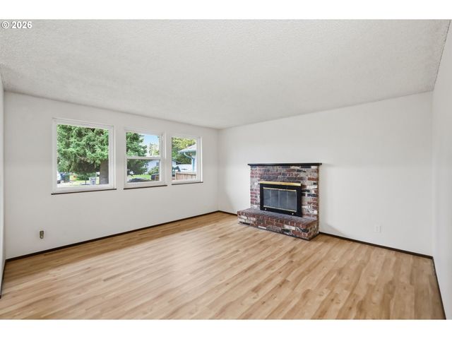 4567 LIBERTY St, Eugene, OR 97402