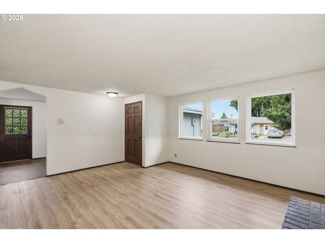 4567 LIBERTY St, Eugene, OR 97402