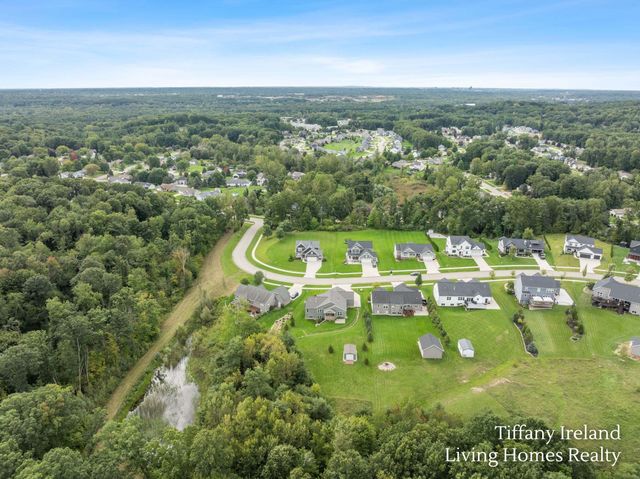 6310 Bentley Drive NE, Belmont, MI 49306