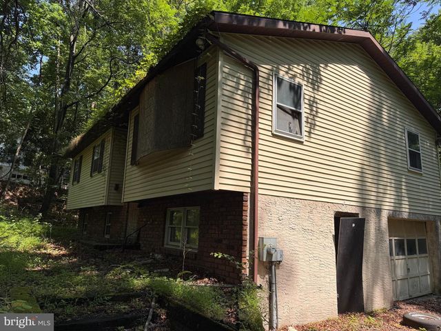 378 OAKBROOK DR, Birdsboro, PA 19508