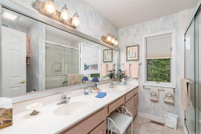 14 Narvaez Way, Hot Springs Village, AR 71909