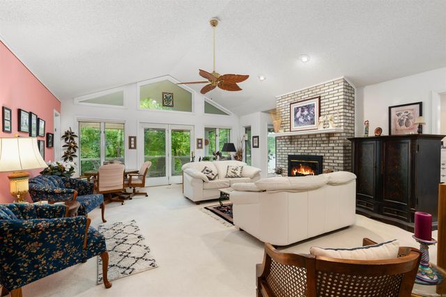 14 Narvaez Way, Hot Springs Village, AR 71909