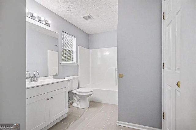 4518 Swan Trace, Atlanta, GA 30349