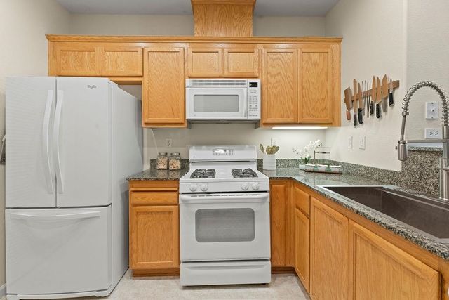 3290 Maguire Way 118, Dublin, CA 94568