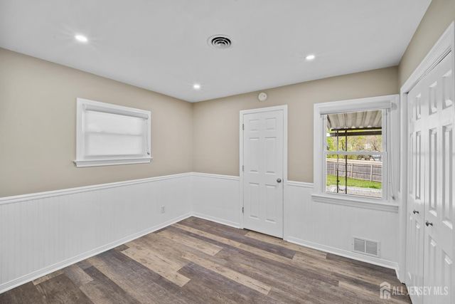 49 Louis Avenue, Middlesex, NJ 08846