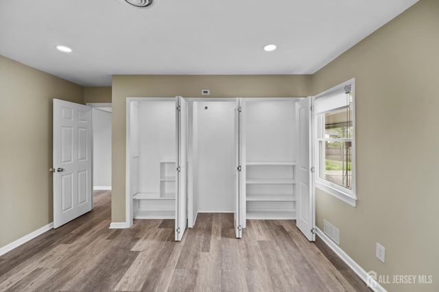 49 Louis Avenue, Middlesex, NJ 08846