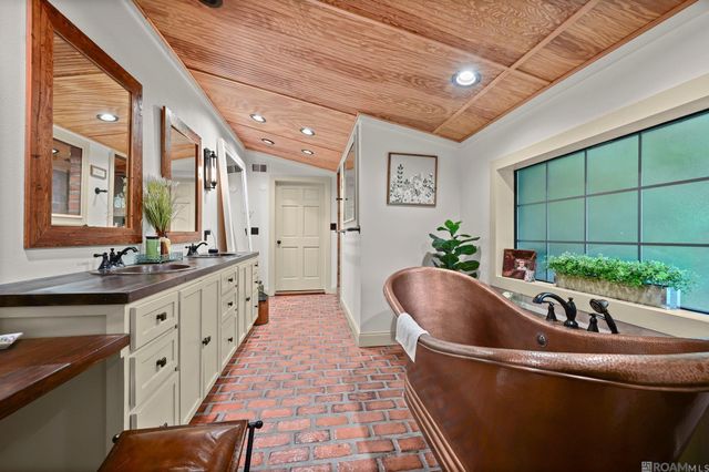 23710 Portwood Ln, Zachary, LA 70791