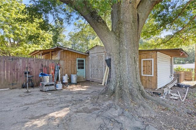 8274 Highway 166, Douglasville, GA 30135