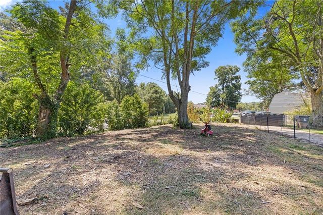 8274 Highway 166, Douglasville, GA 30135