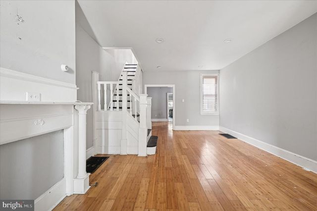 809 E LOCUST AVE, Philadelphia, PA 19138