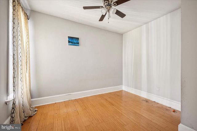 809 E LOCUST AVE, Philadelphia, PA 19138