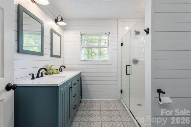 10 Terrapin Trail, Flat Rock, NC 28731
