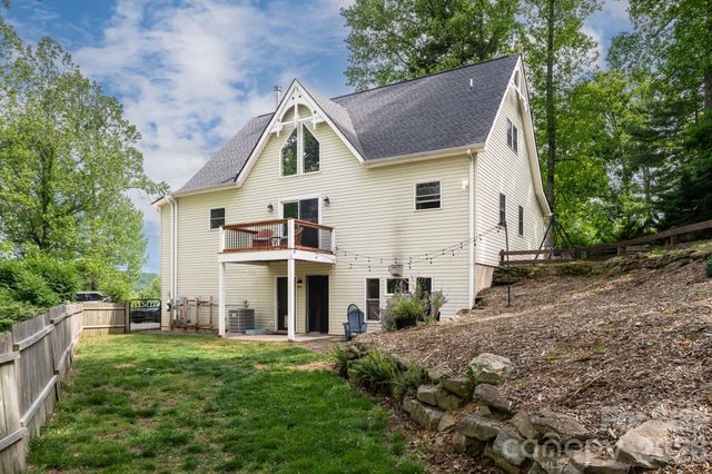 10 Terrapin Trail, Flat Rock, NC 28731