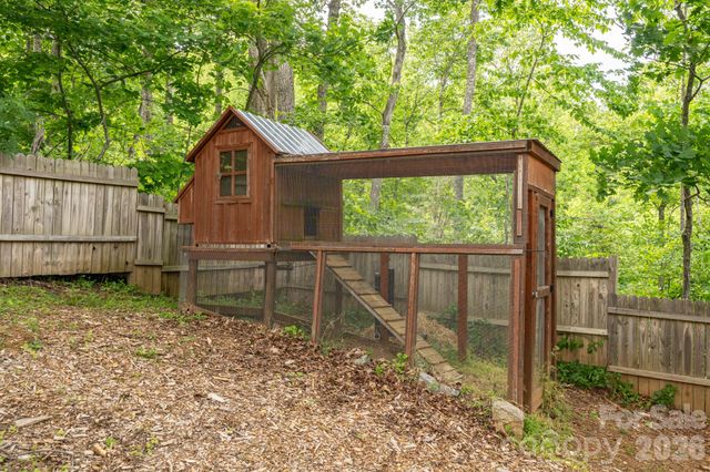 10 Terrapin Trail, Flat Rock, NC 28731