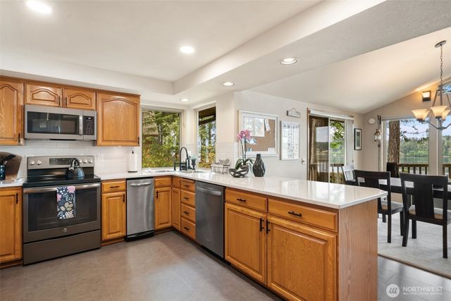 547 E Pointes Drive W, Shelton, WA 98584