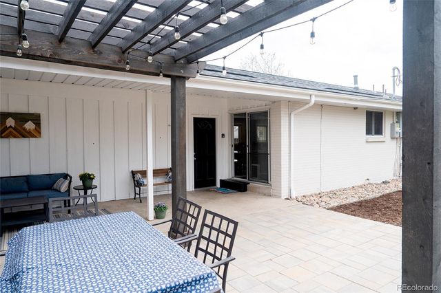 389 W Caley Drive, Littleton, CO 80120