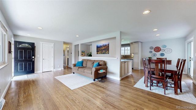 389 W Caley Drive, Littleton, CO 80120